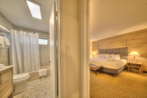 Club Lux Resort By The Beach - image 31