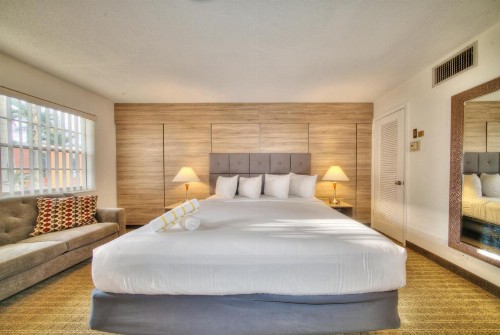Club Lux Resort By The Beach - image 4