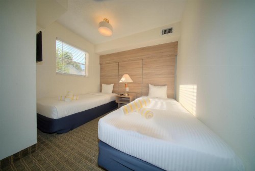 Club Lux Resort By The Beach - image 7