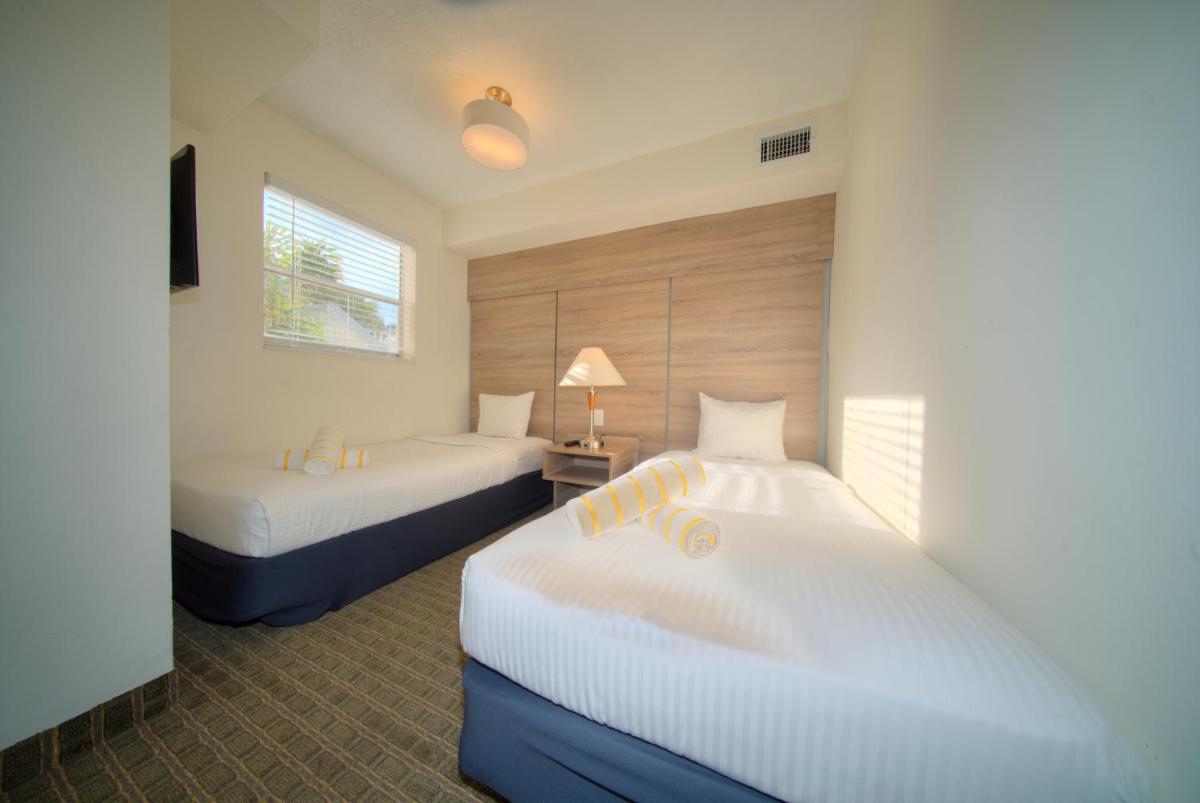 Club Lux Resort By The Beach - image 7