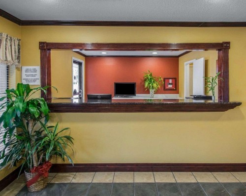 Econo Lodge Defuniak Springs I-10 - image 12