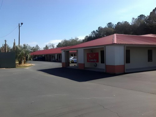 Econo Lodge Defuniak Springs I-10 - image 15