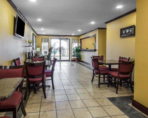 Econo Lodge Defuniak Springs I-10 - image 4