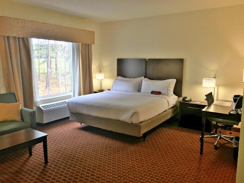 Holiday Inn Express DeFuniak Springs an IHG Hotel - image 7