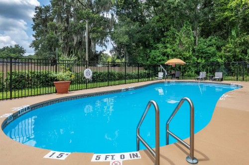 Comfort Inn & Suites DeLand - near University - image 14