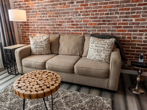Artisan Downtown - image 22