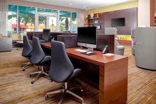 Courtyard by Marriott DeLand Historic Downtown - image 22