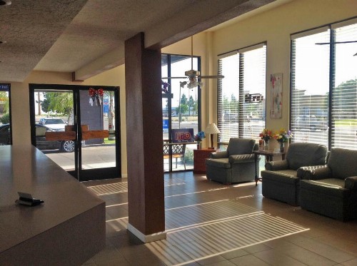 Americas Best Value Inn Delano - image 21
