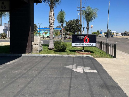 Americas Best Value Inn Delano - image 22