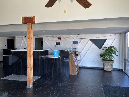 Americas Best Value Inn Delano - image 6