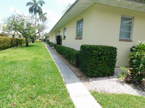 The Grove Beach Condominiums - image 5