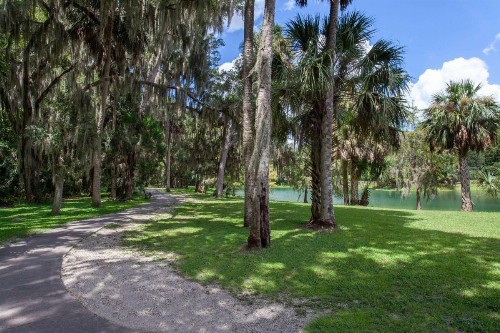 Travelodge by Wyndham Deltona - image 49