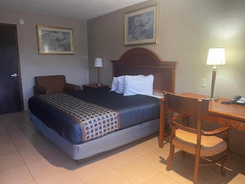 Highland Inn Denham Springs Baton Rouge East - image 16