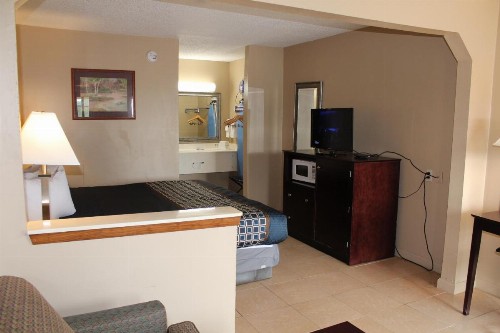 Highland Inn Denham Springs Baton Rouge East - image 20