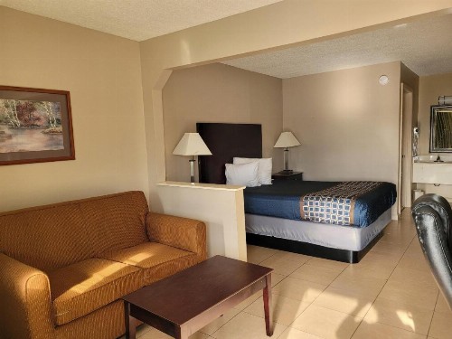 Highland Inn Denham Springs Baton Rouge East - image 22