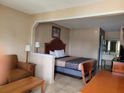 Highland Inn Denham Springs Baton Rouge East - image 29