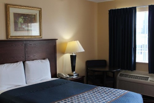 Carom Inn Baton Rouge East - image 19