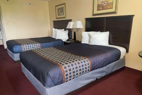 Carom Inn Baton Rouge East - image 32