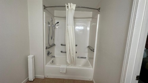 Carom Inn Baton Rouge East - image 34