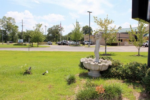 Carom Inn Baton Rouge East - image 7