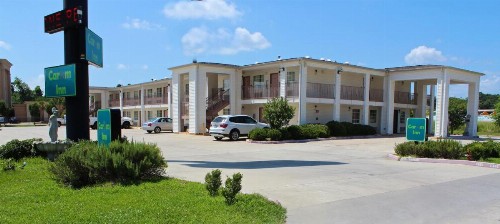 Carom Inn Baton Rouge East - image 8