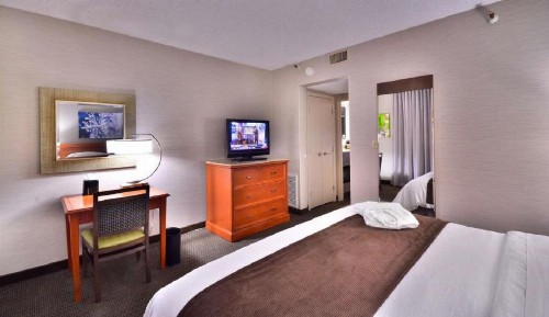 Embassy Suites by Hilton Denver Central Park - image 36