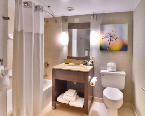 Embassy Suites by Hilton Denver Central Park - image 37
