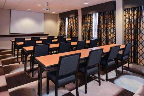 Hampton Inn & Suites Denver-Speer Boulevard - image 20