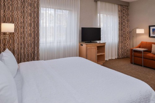 Hampton Inn & Suites Denver-Speer Boulevard - image 36