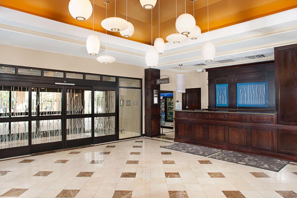 Hilton Garden Inn Denver Tech Center - image 7
