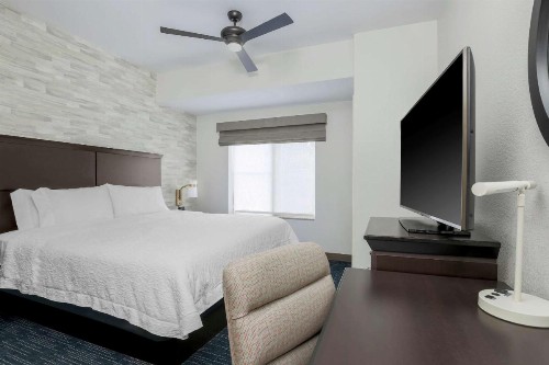 Hampton Inn & Suites Denver Tech Center - image 28
