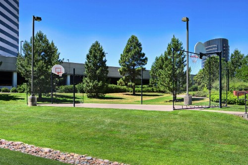Hampton Inn & Suites Denver Tech Center - image 4