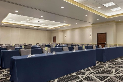 Embassy Suites Denver - International Airport - image 25