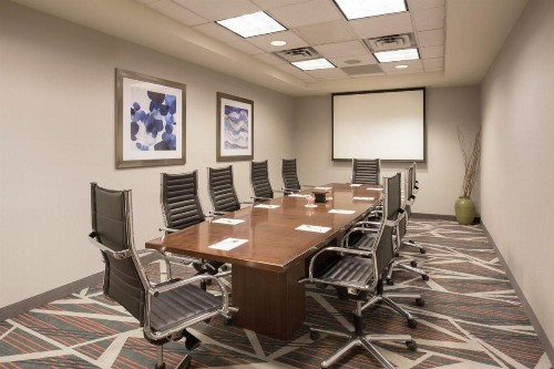 Hampton Inn & Suites Denver-Downtown - image 29