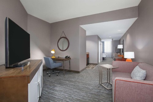 Hampton Inn & Suites Denver-Downtown - image 49