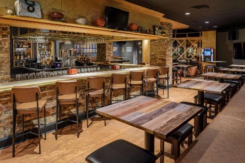 DoubleTree by Hilton Denver - image 10