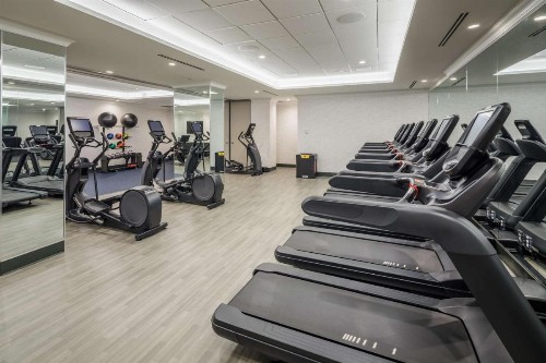 DoubleTree by Hilton Denver - image 13