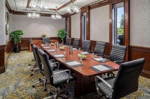 DoubleTree by Hilton Denver - image 26