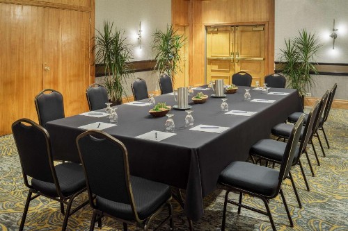 DoubleTree by Hilton Denver - image 43
