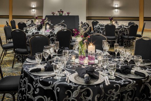 DoubleTree by Hilton Denver - image 6