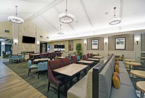 Homewood Suites by Hilton Denver International Airport - image 10