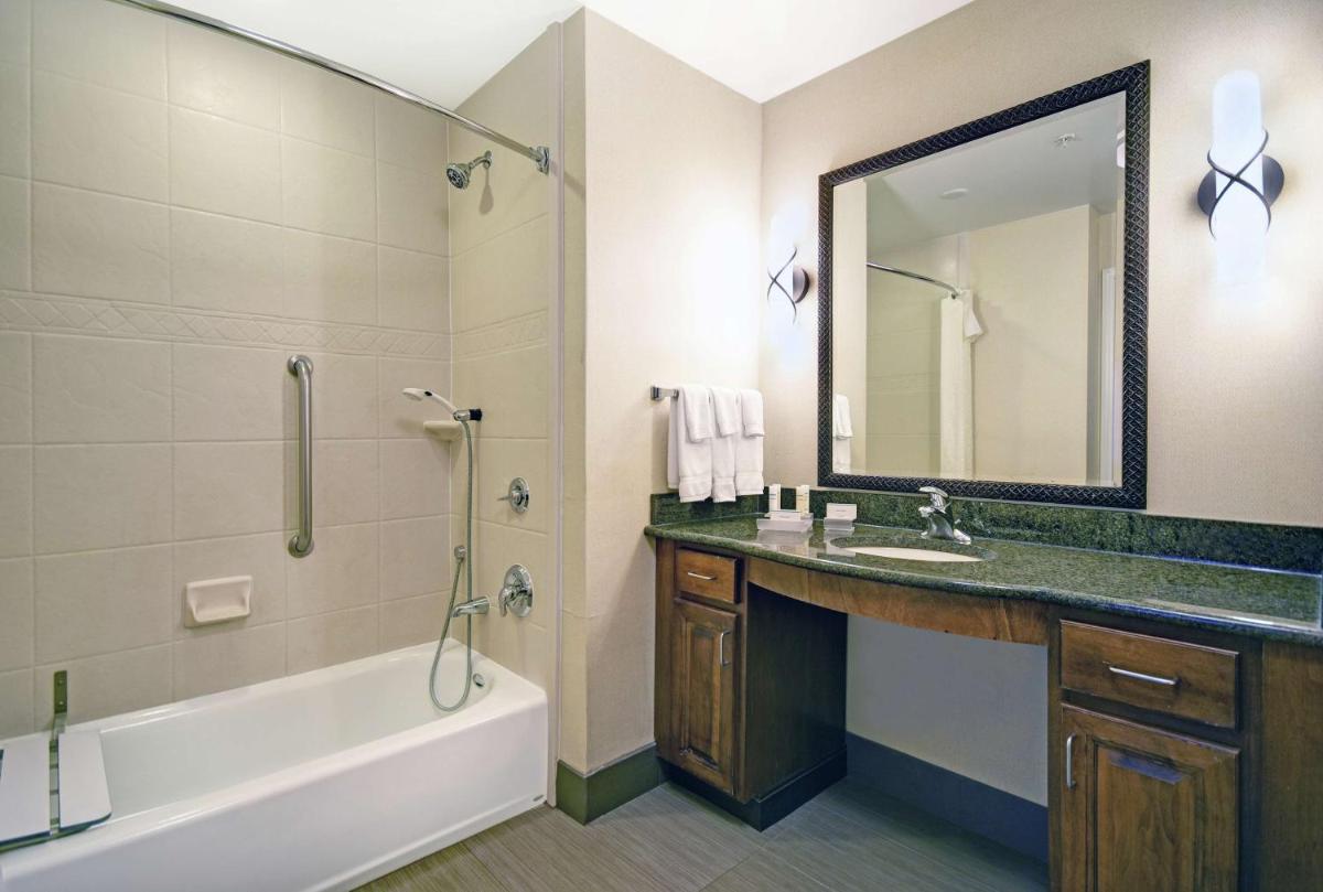 Homewood Suites by Hilton Denver International Airport - image 2