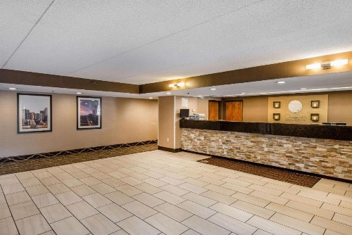 Comfort Inn & Suites Denver Northfield - image 2