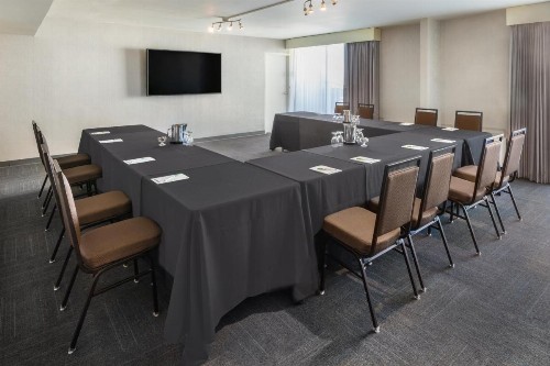 Holiday Inn Denver East an IHG Hotel - image 36