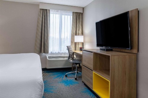 Days Inn & Suites by Wyndham Denver International Airport - image 45