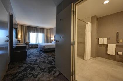 DoubleTree by Hilton Denver International Airport CO - image 15
