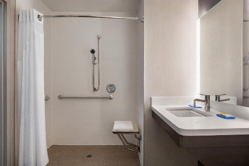 Holiday Inn Express & Suites Denver Airport an IHG Hotel - image 23