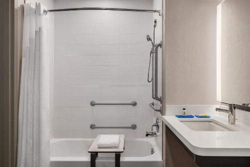 Holiday Inn Express & Suites Denver Airport an IHG Hotel - image 24
