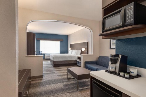 Holiday Inn Express & Suites Denver Airport an IHG Hotel - image 41