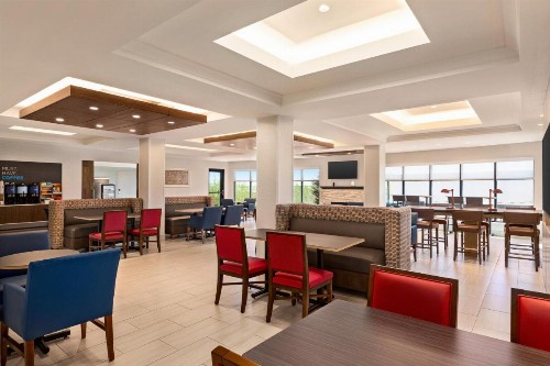 Holiday Inn Express & Suites Denver Airport an IHG Hotel - image 48